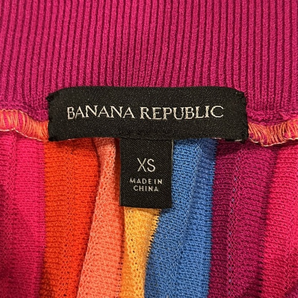 Banana Republic Pride 2020 Rare Rainbow Knit Skirt - Picture 4 of 5